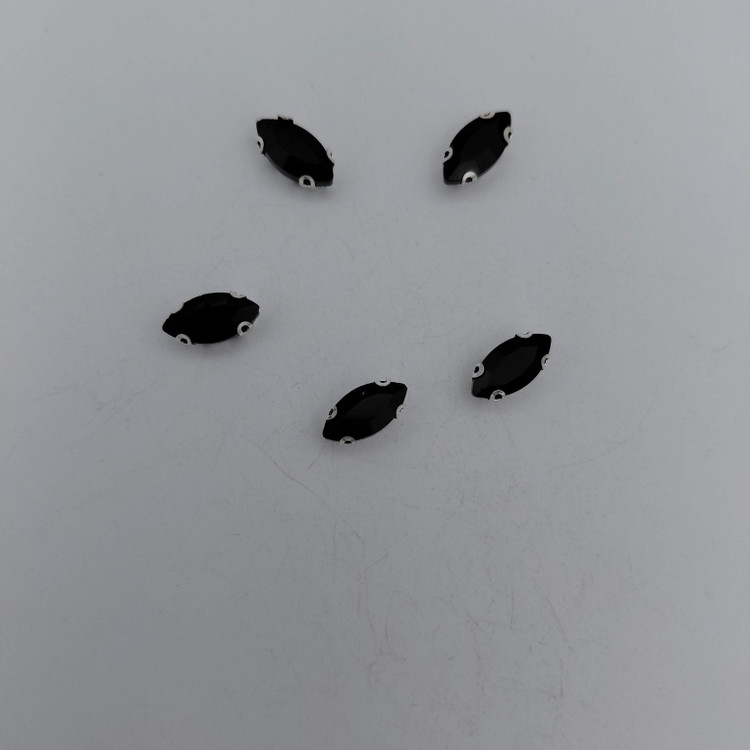 نگین پایه دار دوختنی