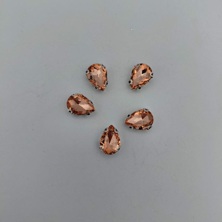 نگین پایه دار دوختنی